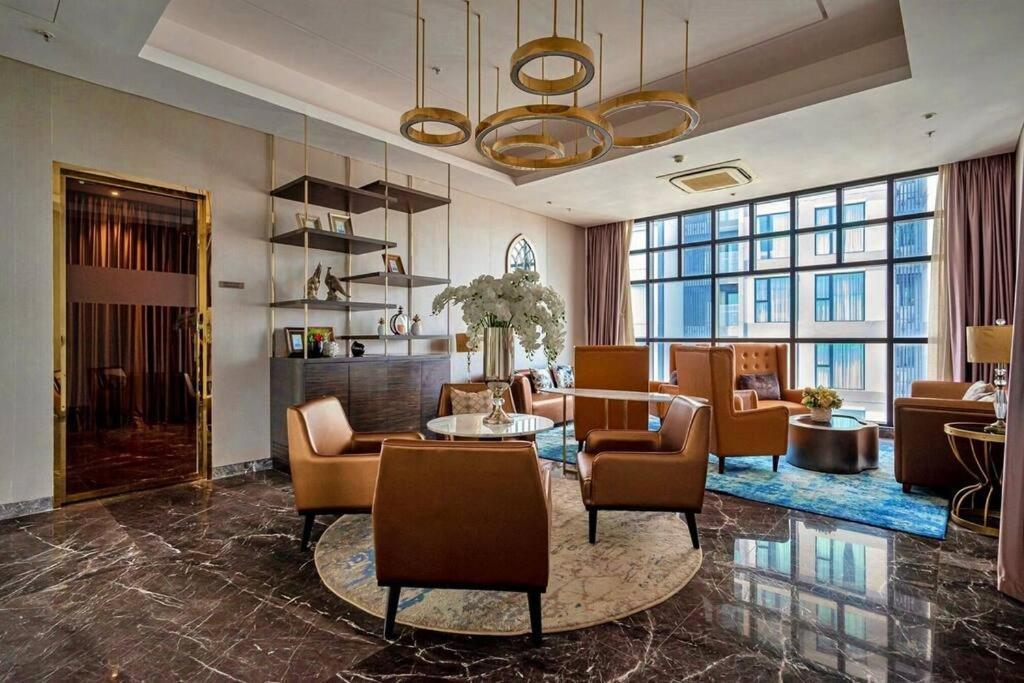 D1Mension 3Br Luxury Condo City Center In Dist 1 مدينة هوشي منه المظهر الخارجي الصورة