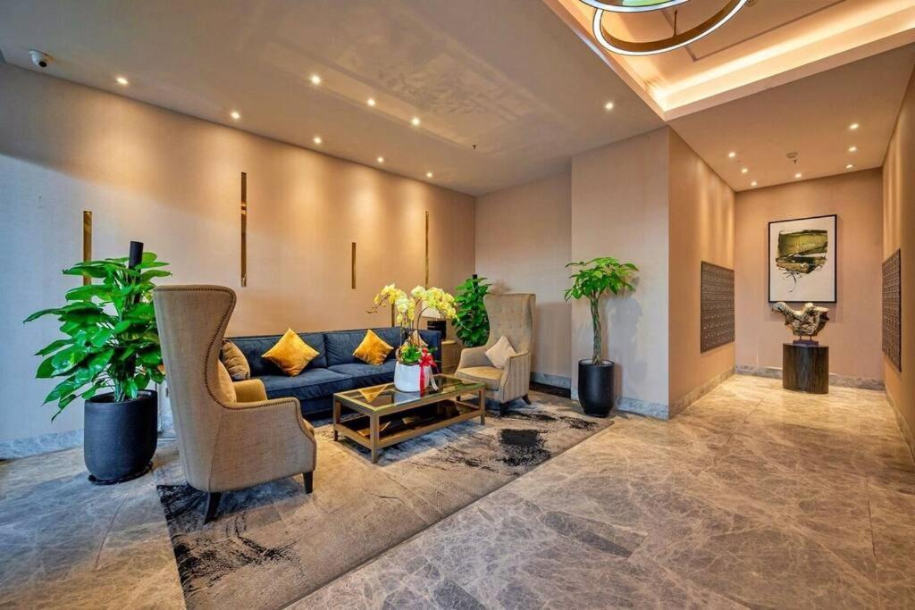 D1Mension 3Br Luxury Condo City Center In Dist 1 مدينة هوشي منه المظهر الخارجي الصورة